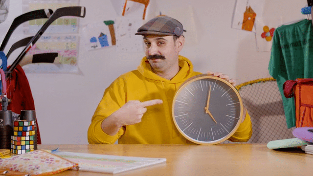 Horloge low 1